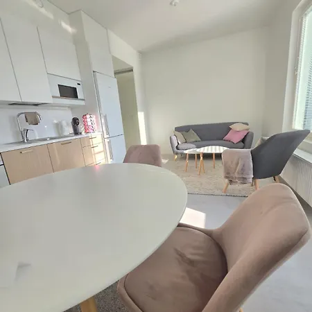 Metsaemansikan Helmi I Free Parking & Netflix I 5g Apartmán